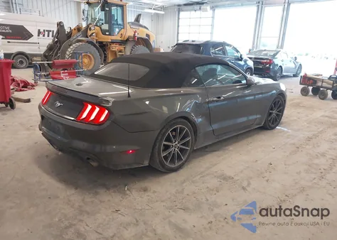 2019 Ford Mustang Ecoboost Premium z USA, uszkodzony, nr VIN 1FATP8UH3K5159257